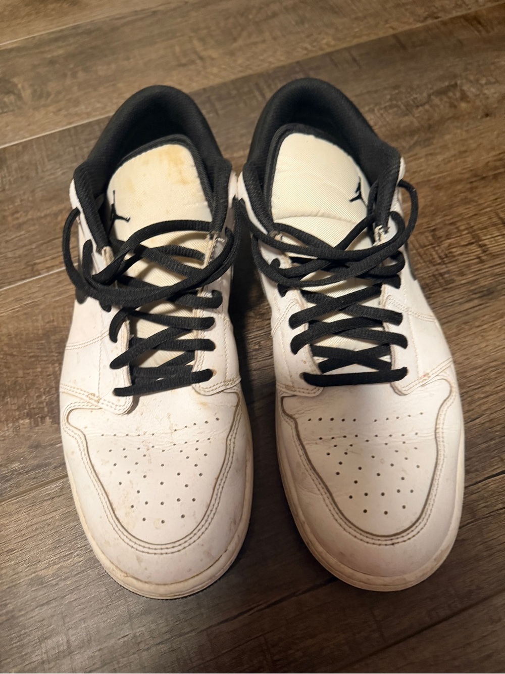 White and Black Men's Low-Top air Jordan Sneakers